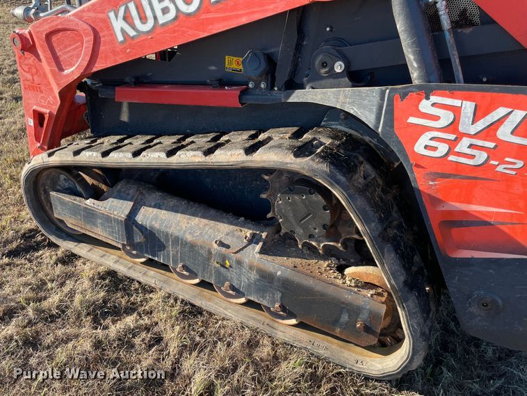 image for item DN7532 2020 Kubota SVL65-2  tracked skid steer loader