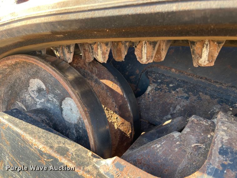 image for item DN7532 2020 Kubota SVL65-2  tracked skid steer loader