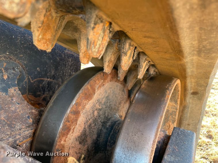 image for item DN7532 2020 Kubota SVL65-2  tracked skid steer loader