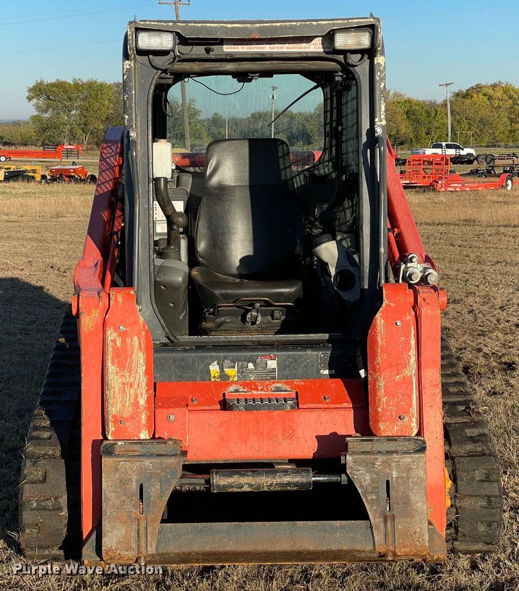 image for item DN7557 2020 Kubota SVL75-2  tracked skid steer loader