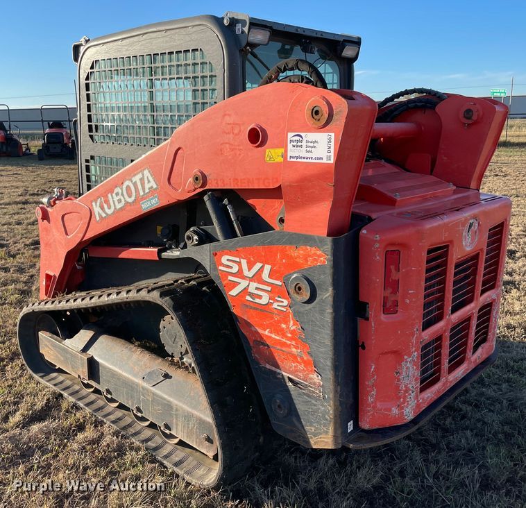 image for item DN7557 2020 Kubota SVL75-2  tracked skid steer loader