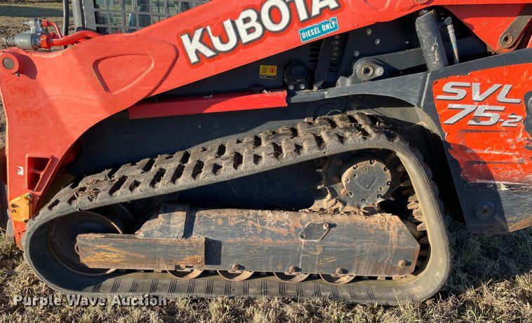 image for item DN7557 2020 Kubota SVL75-2  tracked skid steer loader