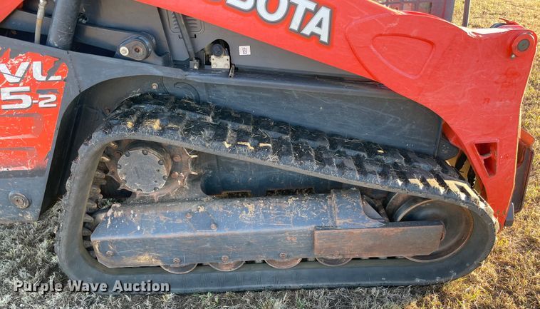 image for item DN7557 2020 Kubota SVL75-2  tracked skid steer loader