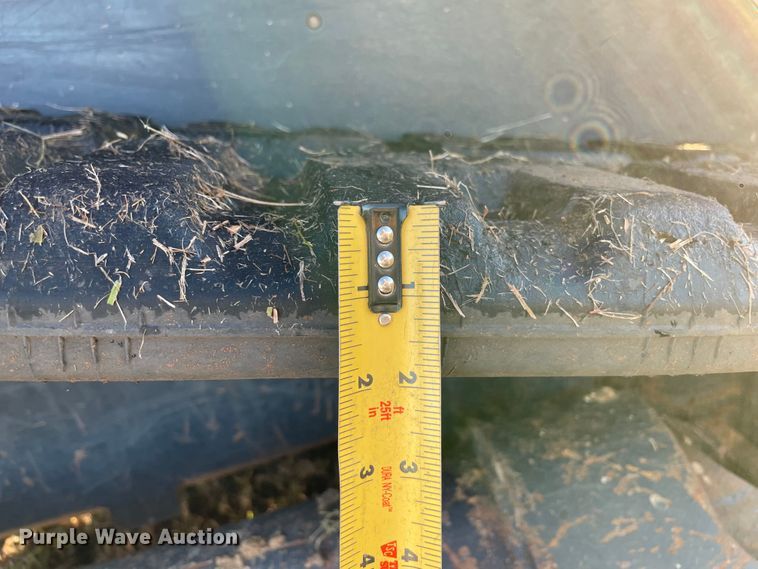 image for item DN7557 2020 Kubota SVL75-2  tracked skid steer loader