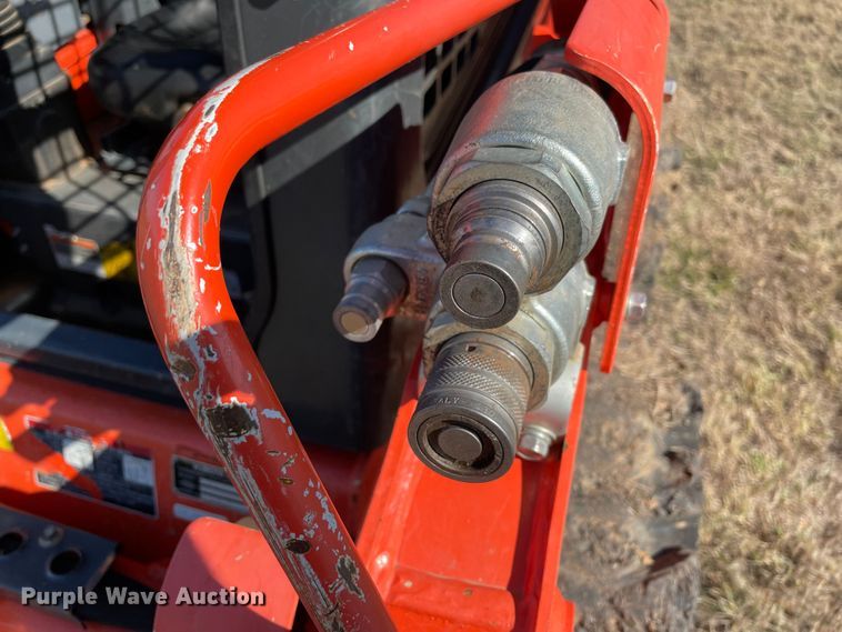 image for item DN7558 2021 Kubota SSV65P  skid steer loader