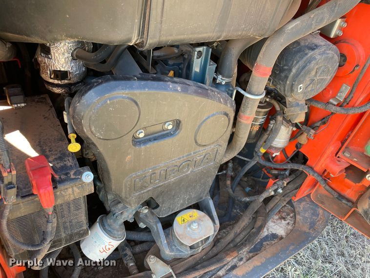 image for item DN7558 2021 Kubota SSV65P  skid steer loader