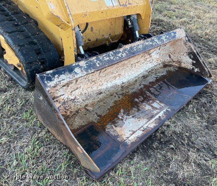 image for item DN7559 2015 Caterpillar 259D  tracked skid steer loader