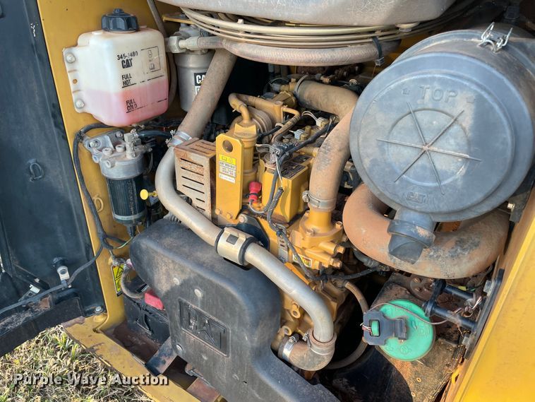 image for item DN7559 2015 Caterpillar 259D  tracked skid steer loader