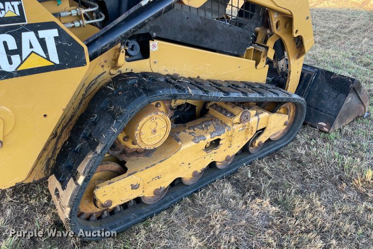 image for item DN7559 2015 Caterpillar 259D  tracked skid steer loader