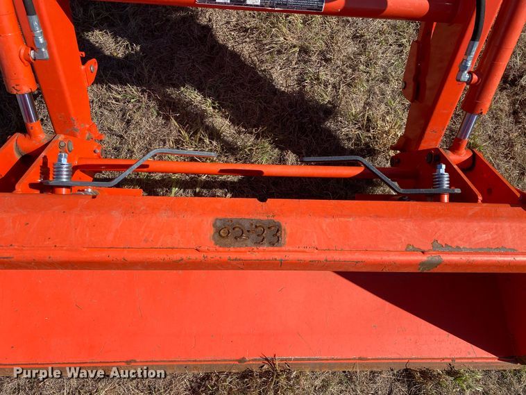 image for item DN7560 2021 Kubota L3301HST  MFWD tractor