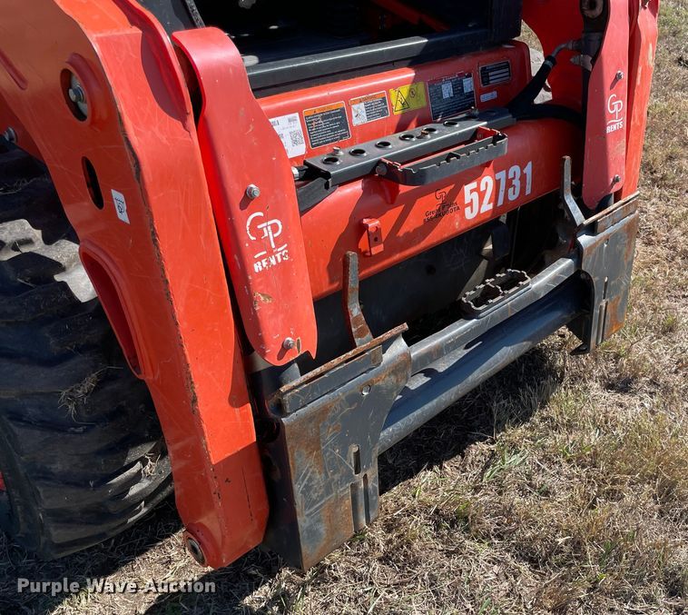 image for item DN7561 2021 Kubota SSV65  skid steer loader