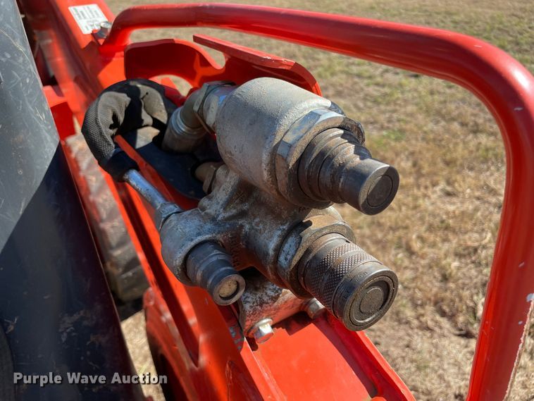 image for item DN7561 2021 Kubota SSV65  skid steer loader