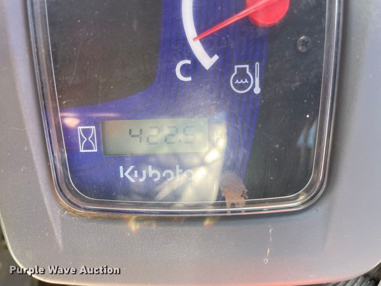 image for item DN7561 2021 Kubota SSV65  skid steer loader