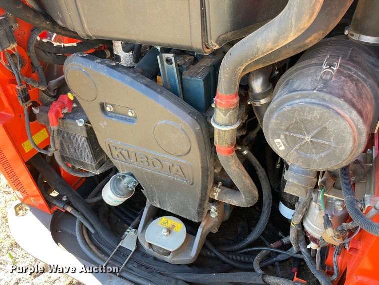 image for item DN7561 2021 Kubota SSV65  skid steer loader