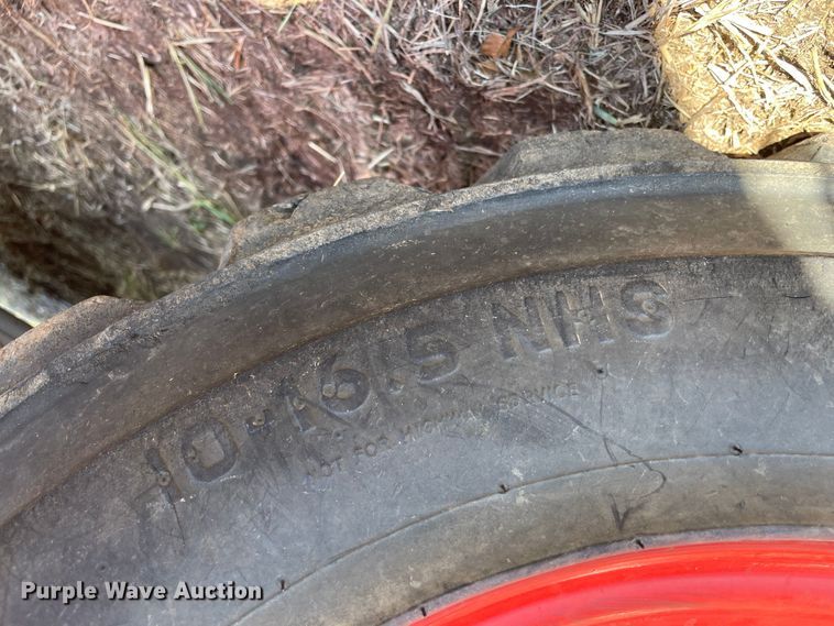 image for item DN7561 2021 Kubota SSV65  skid steer loader