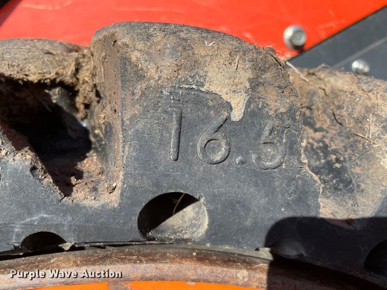 image for item DN7563 2019 Kubota SSV65P  skid steer loader