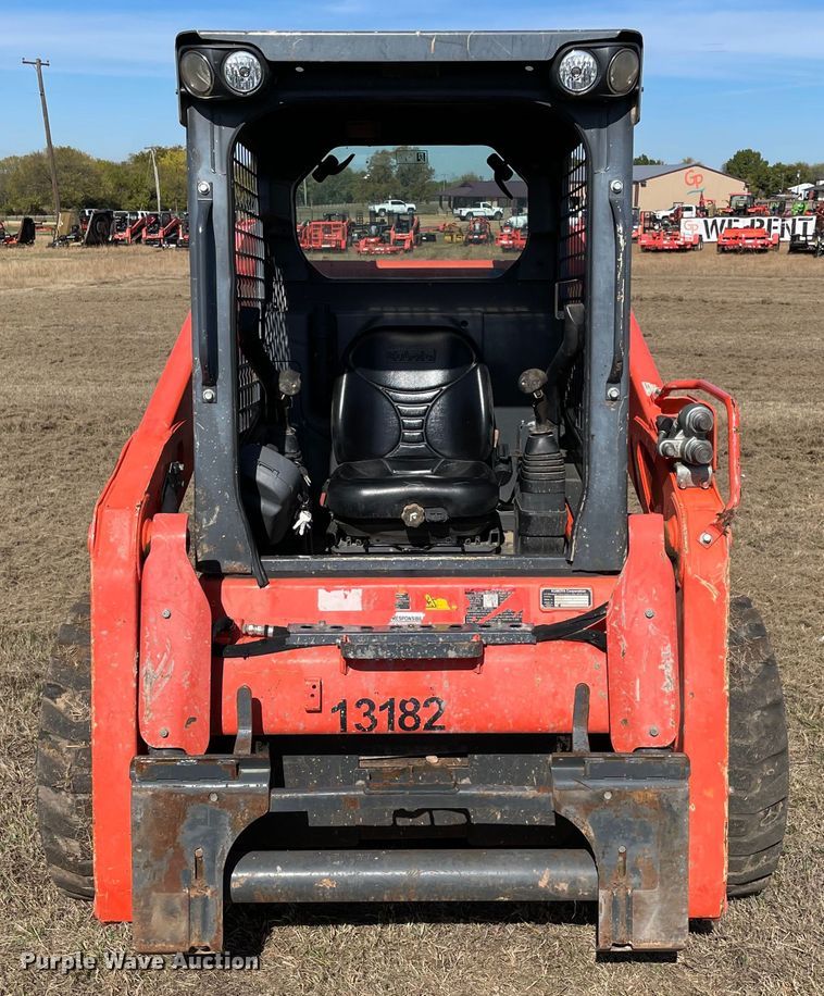 image for item DN7564 2019 Kubota SSV65P  skid steer loader