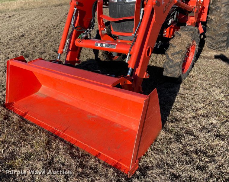 image for item DN7567 2020 Kubota L4701HST  MFWD tractor