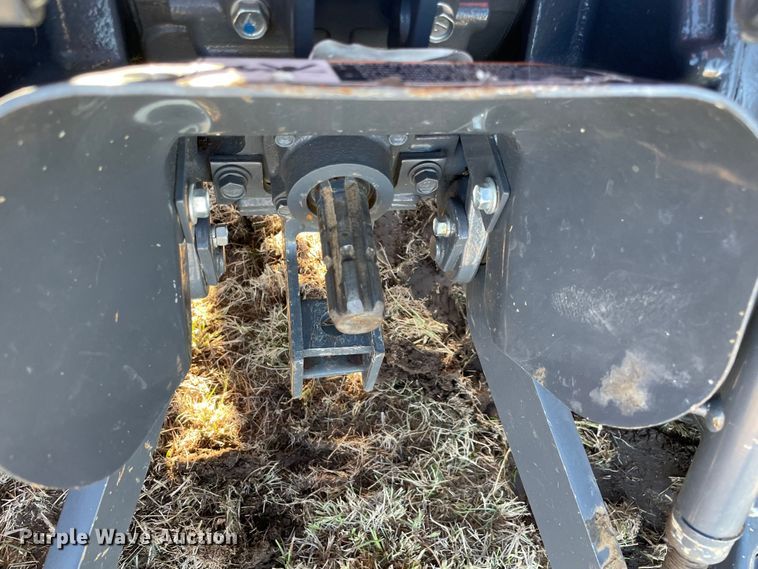 image for item DN7567 2020 Kubota L4701HST  MFWD tractor