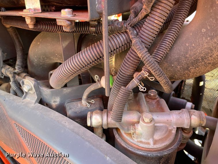 image for item DN7567 2020 Kubota L4701HST  MFWD tractor