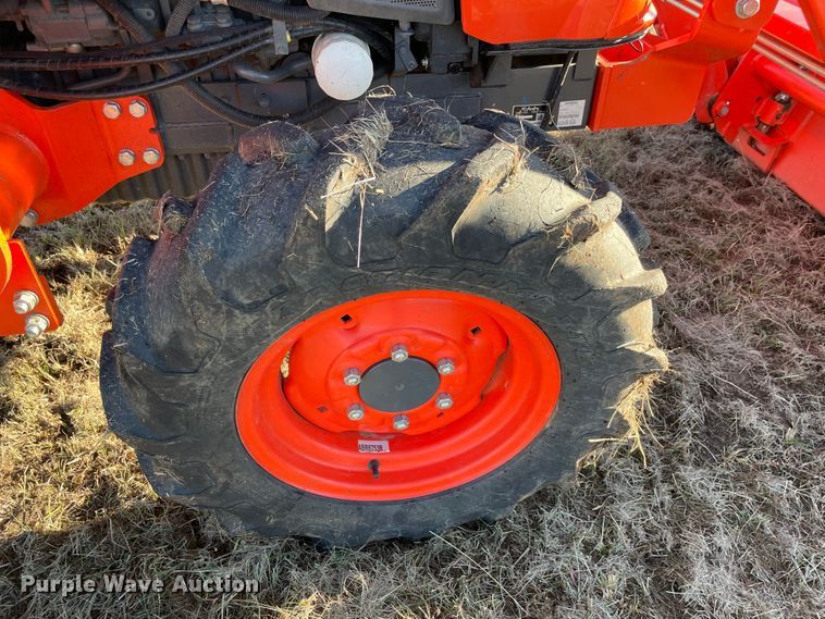 image for item DN7567 2020 Kubota L4701HST  MFWD tractor