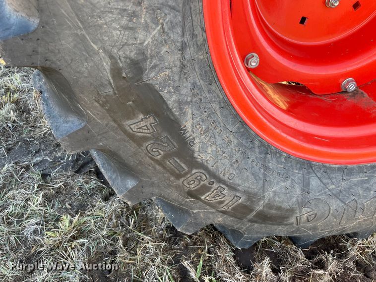 image for item DN7567 2020 Kubota L4701HST  MFWD tractor