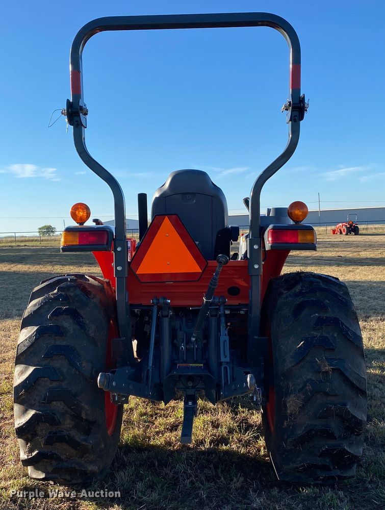 image for item DN7568 2021 Kubota L3560HST  MFWD tractor