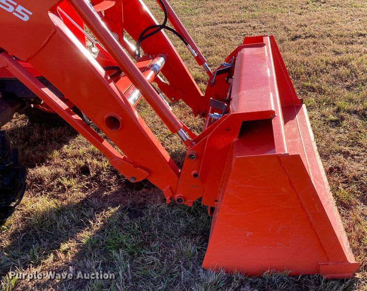 image for item DN7568 2021 Kubota L3560HST  MFWD tractor