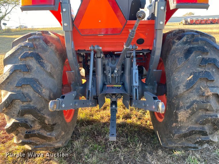 image for item DN7568 2021 Kubota L3560HST  MFWD tractor