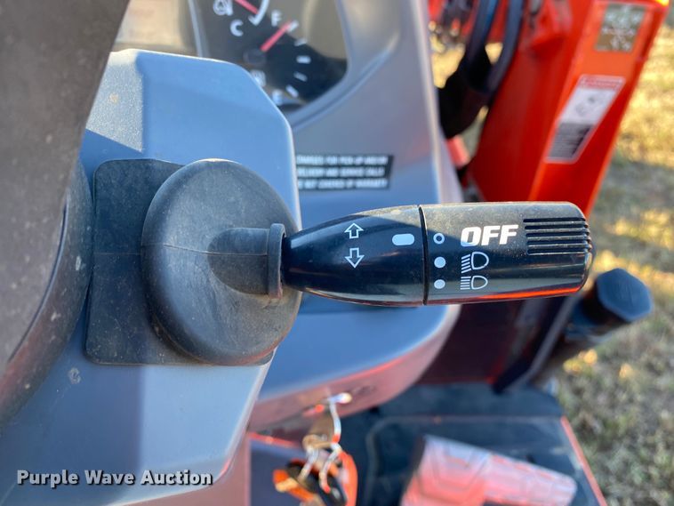 image for item DN7568 2021 Kubota L3560HST  MFWD tractor