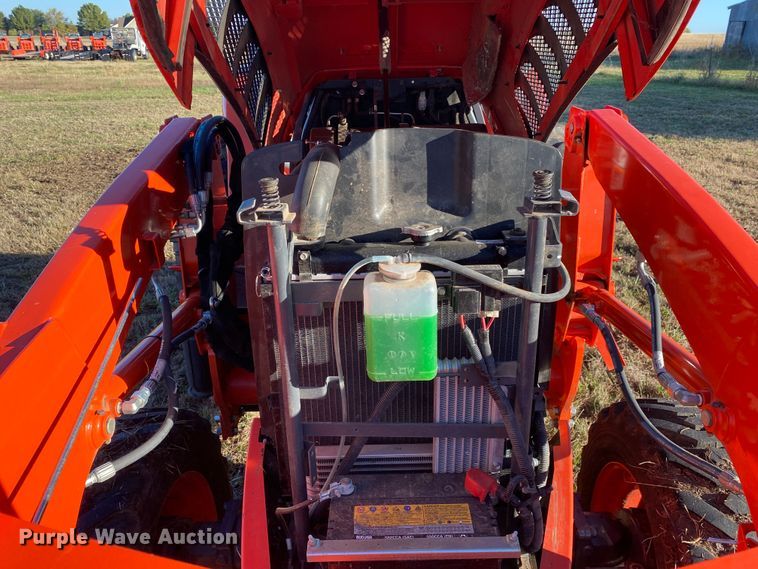 image for item DN7568 2021 Kubota L3560HST  MFWD tractor