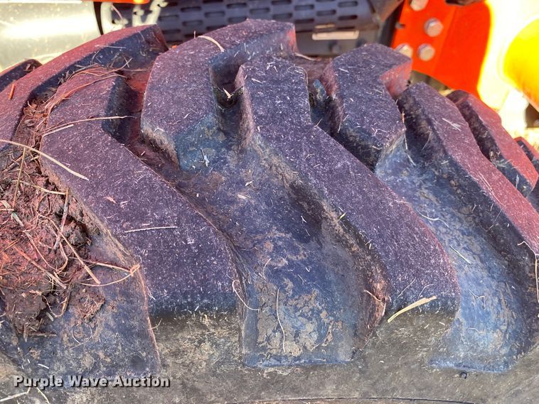 image for item DN7568 2021 Kubota L3560HST  MFWD tractor