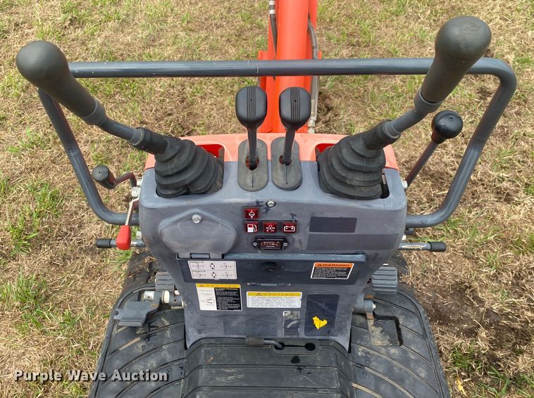 image for item DN7574 2019 Kubota K008-3  mini excavator