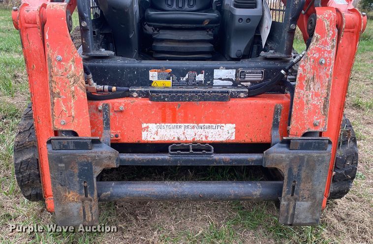 image for item DN7586 2021 Kubota SVL65-2  tracked skid steer loader