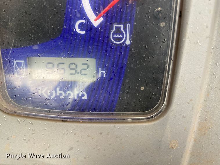 image for item DN7586 2021 Kubota SVL65-2  tracked skid steer loader