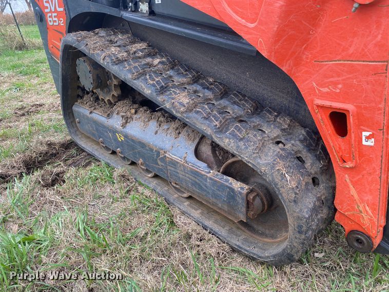 image for item DN7586 2021 Kubota SVL65-2  tracked skid steer loader