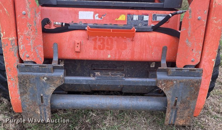 image for item DN7587 2019 Kubota SSV65P  skid steer loader