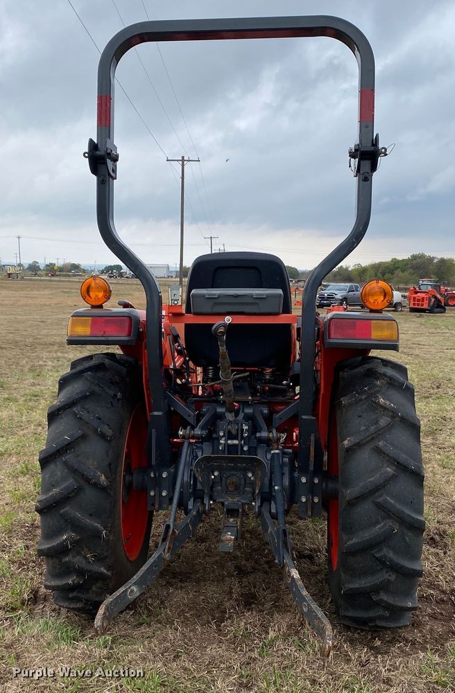 image for item DN7588 2021 Kubota L3901DT  MFWD tractor