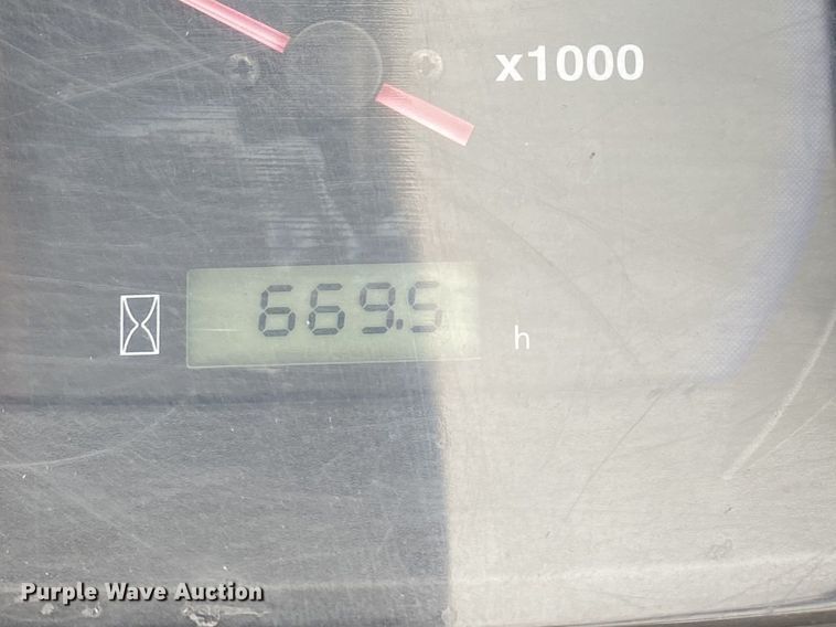 image for item DN7588 2021 Kubota L3901DT  MFWD tractor