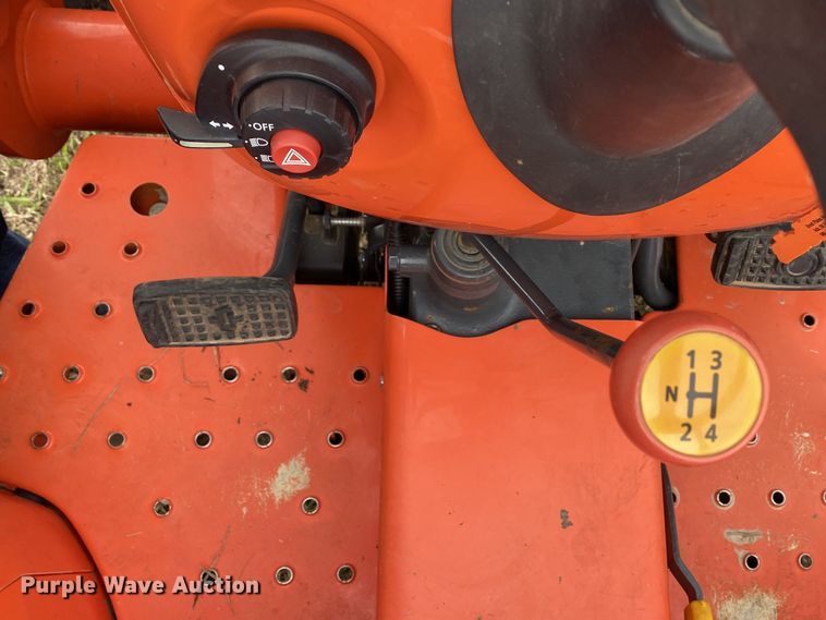 image for item DN7588 2021 Kubota L3901DT  MFWD tractor