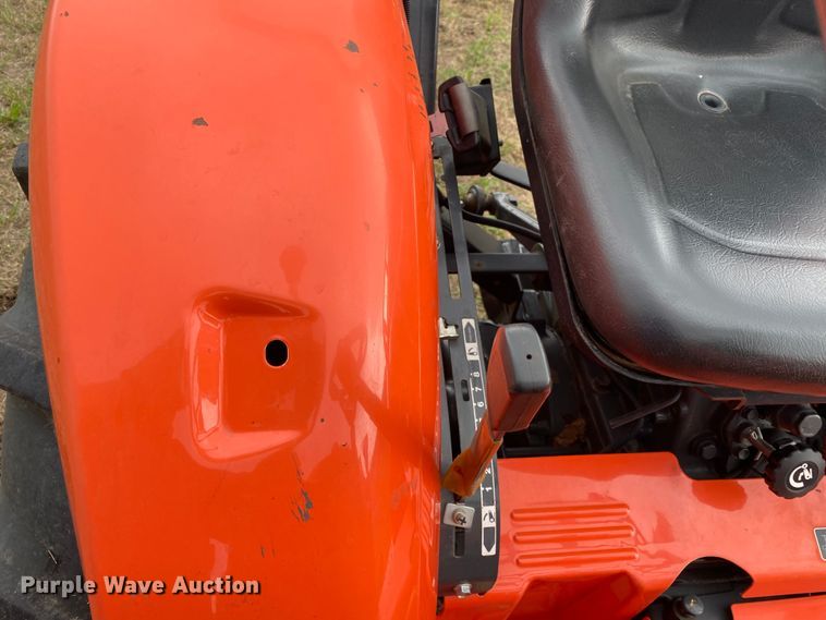 image for item DN7588 2021 Kubota L3901DT  MFWD tractor
