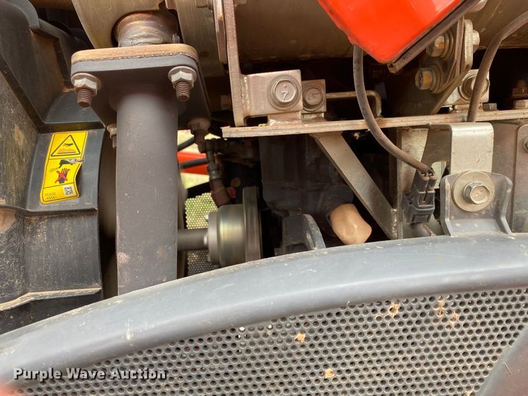 image for item DN7588 2021 Kubota L3901DT  MFWD tractor