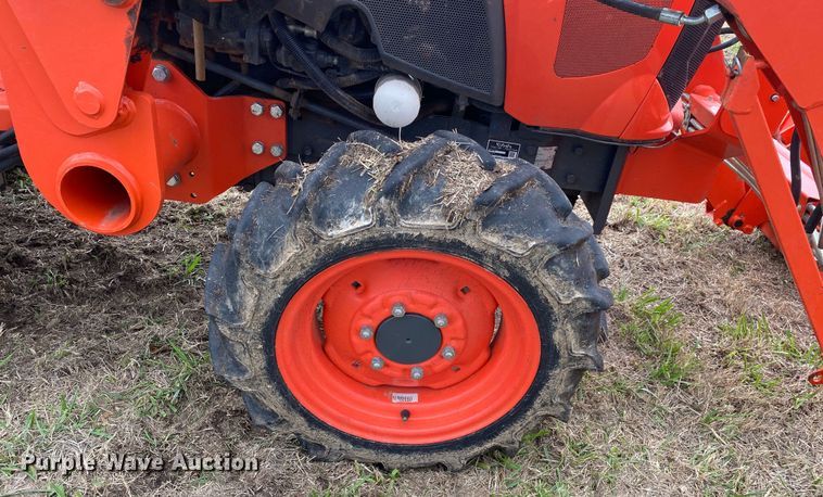 image for item DN7588 2021 Kubota L3901DT  MFWD tractor