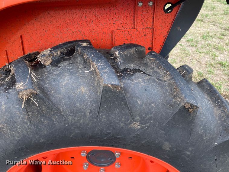 image for item DN7588 2021 Kubota L3901DT  MFWD tractor