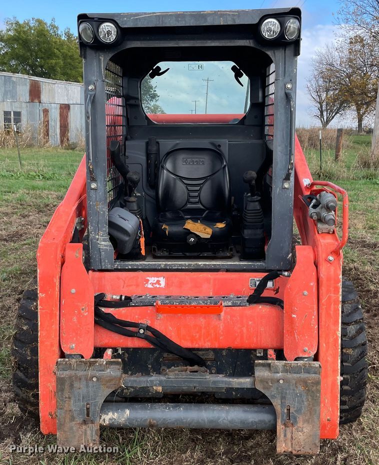 image for item DN7589 2019 Kubota SSV65  skid steer loader