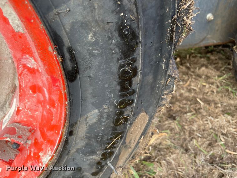 image for item DN7589 2019 Kubota SSV65  skid steer loader