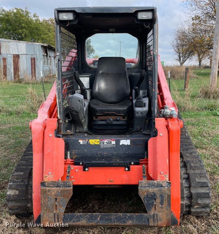 image for item DN7595 2017 Kubota SVL95-2S  tracked skid steer loader
