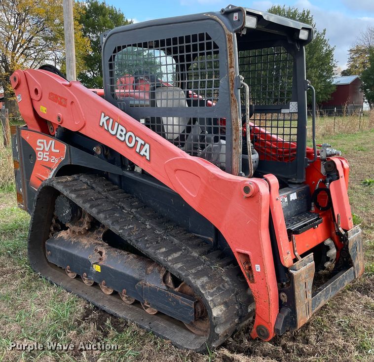 image for item DN7595 2017 Kubota SVL95-2S  tracked skid steer loader