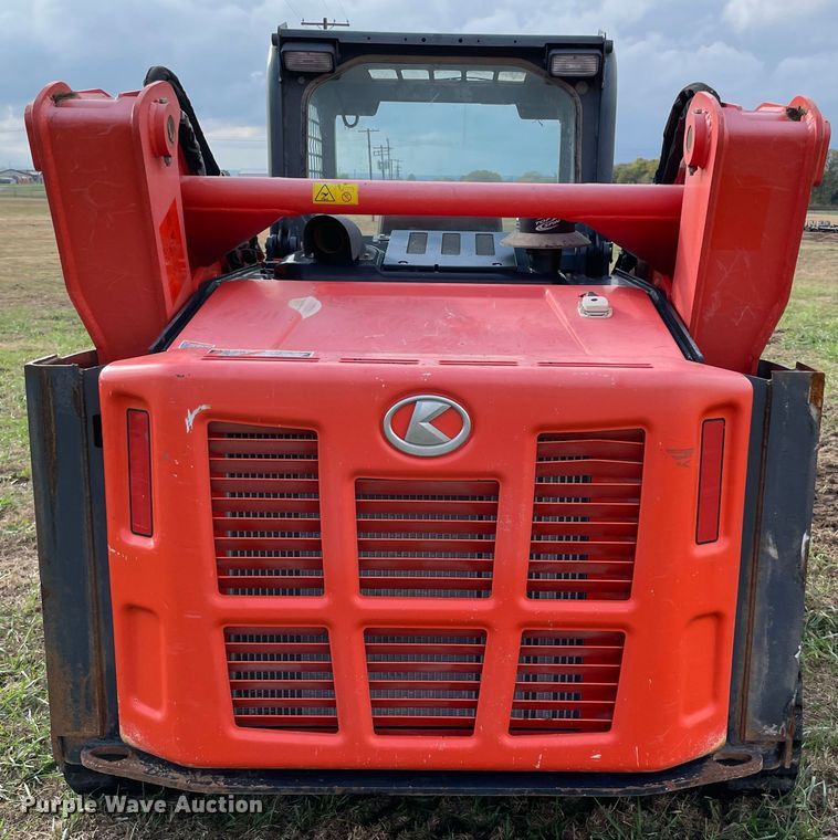 image for item DN7595 2017 Kubota SVL95-2S  tracked skid steer loader