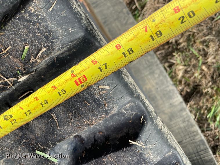 image for item DN7595 2017 Kubota SVL95-2S  tracked skid steer loader